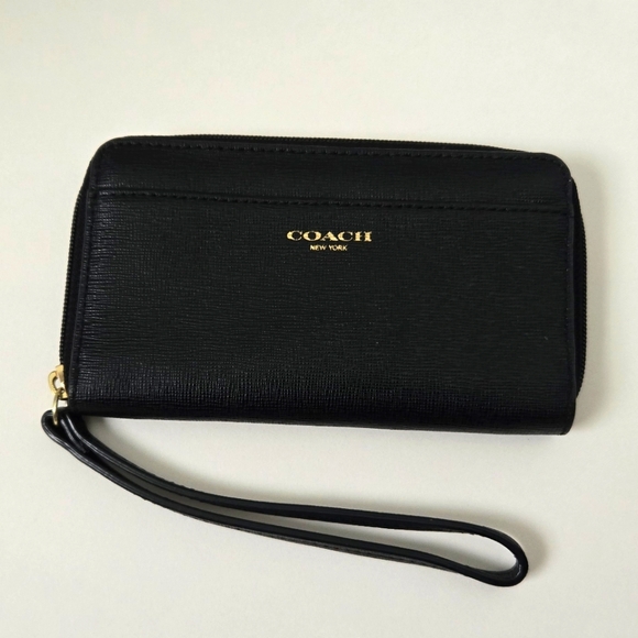 Coach Black Wristlet - Picture 1 of 6